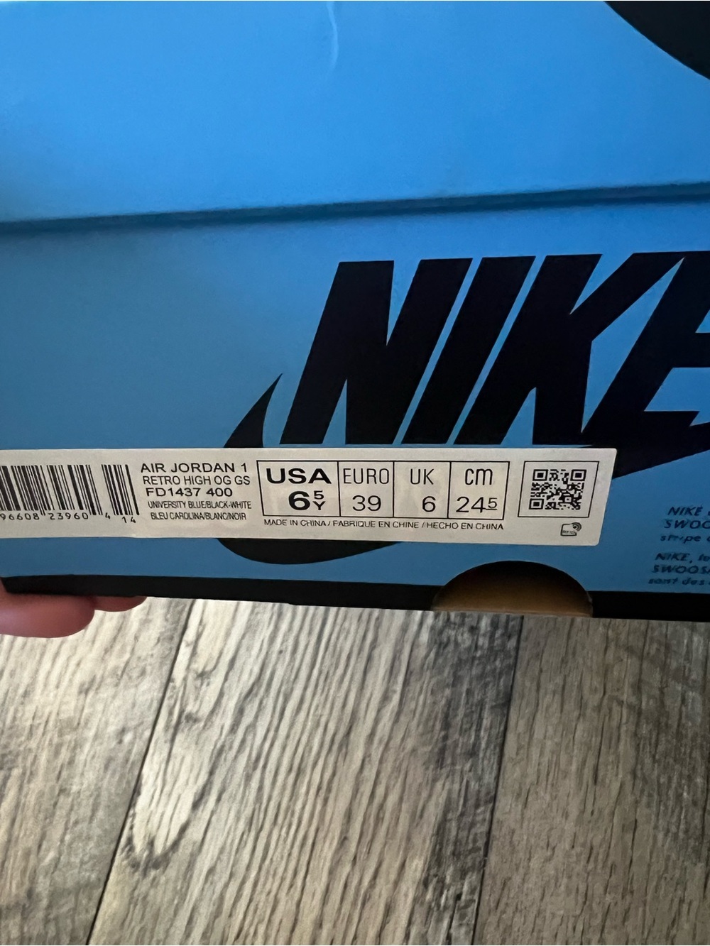 Air Jorden high OG 1 size 6.5 y/ 8 w new with box - Picture 10 of 15
